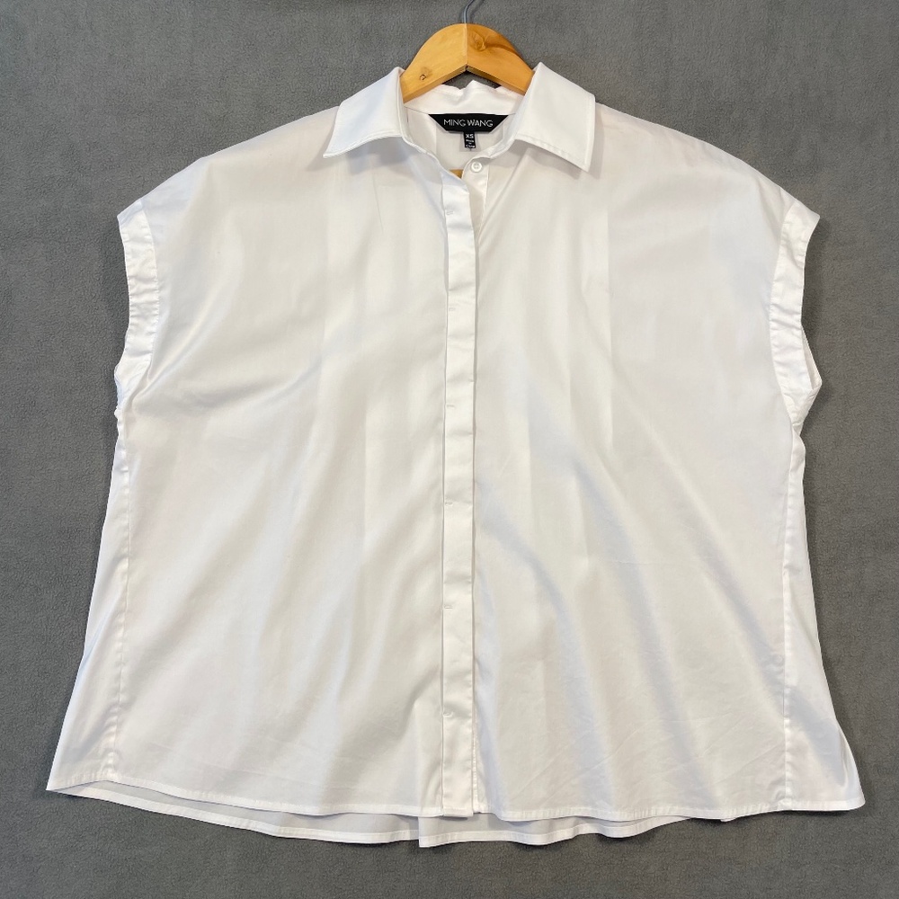 MING WANG Women’s XS White Button Up Pleats in Back Short Sleeve Shirt